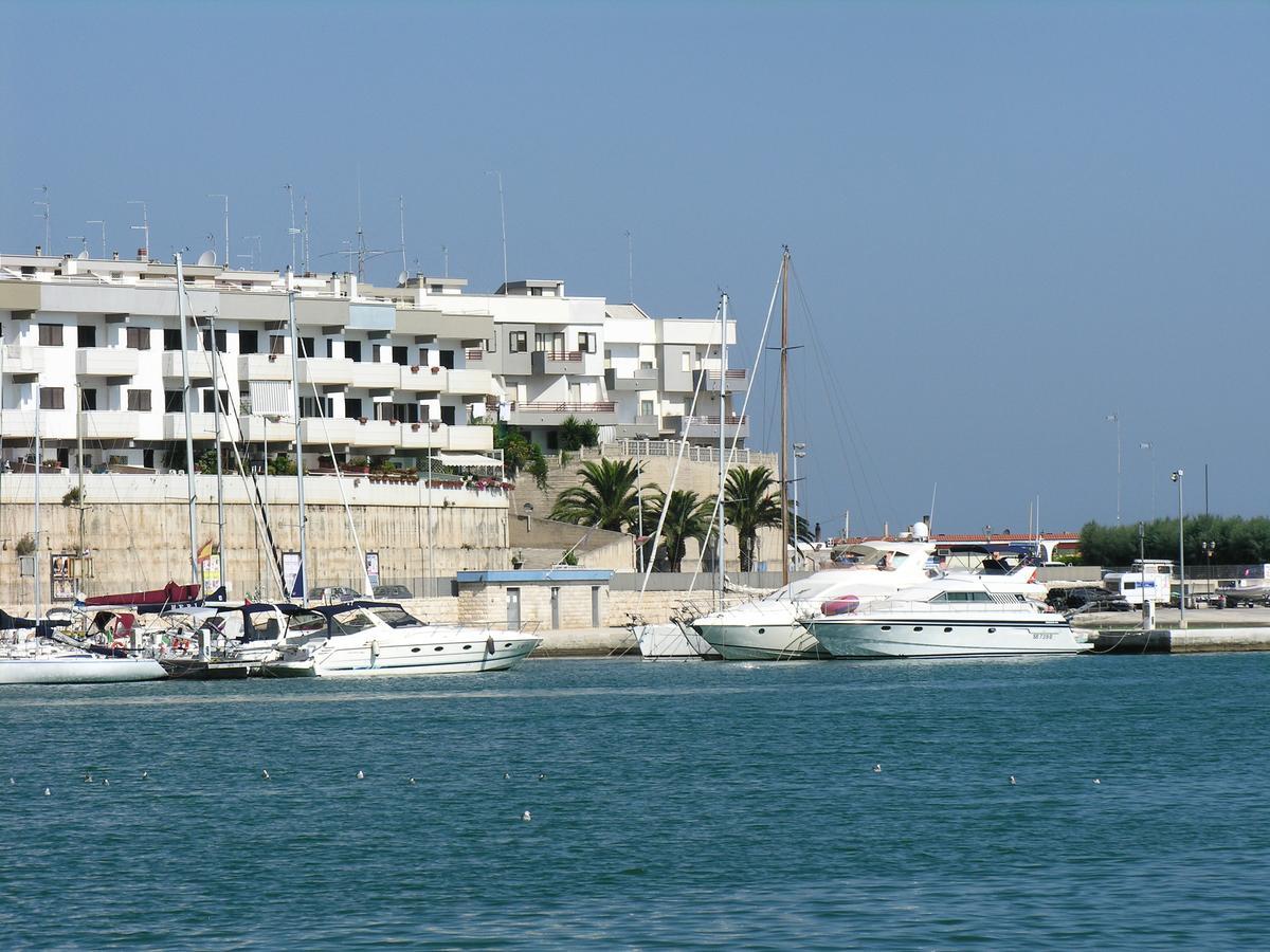 B&B La Baia Sea Rooms Bisceglie Eksteriør billede