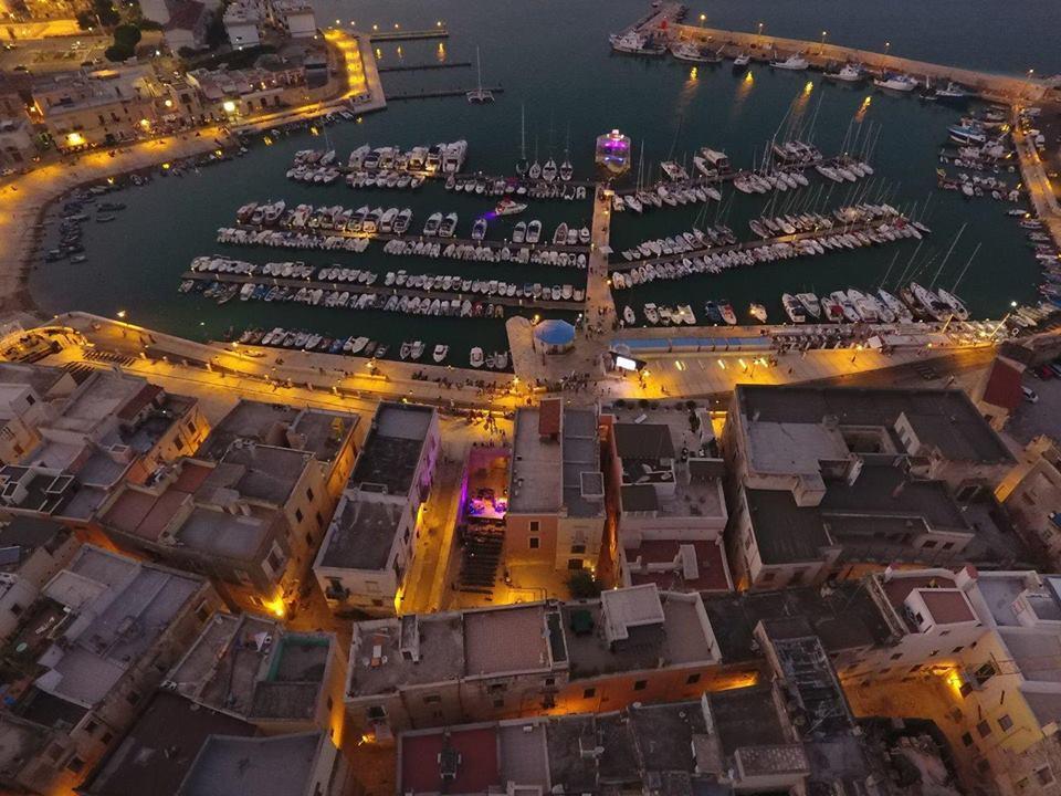 B&B La Baia Sea Rooms Bisceglie Eksteriør billede