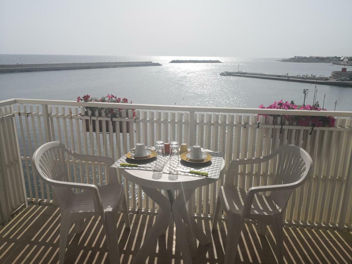 B&B La Baia Sea Rooms Bisceglie Eksteriør billede
