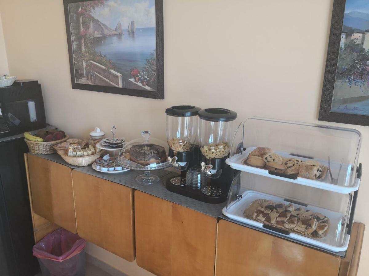 B&B La Baia Sea Rooms Bisceglie Eksteriør billede