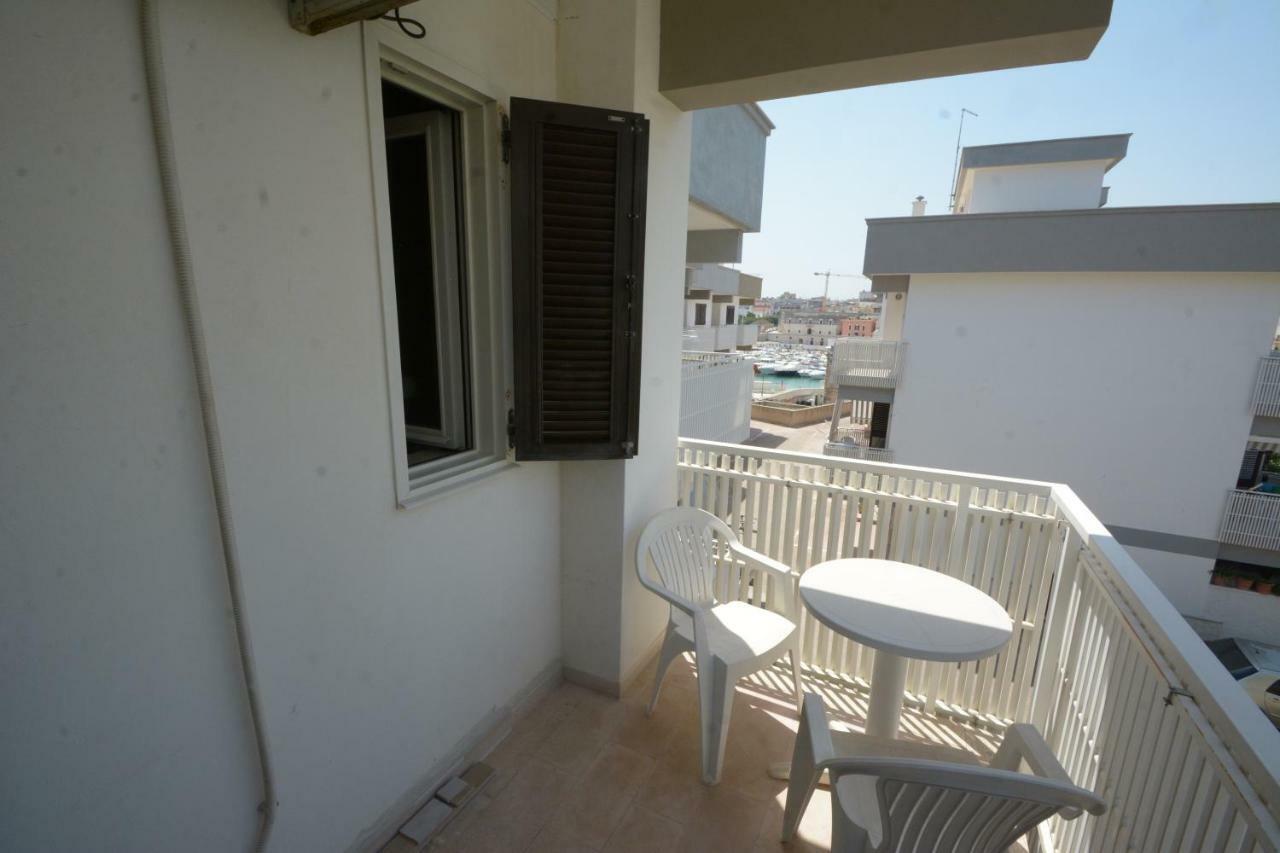 B&B La Baia Sea Rooms Bisceglie Eksteriør billede